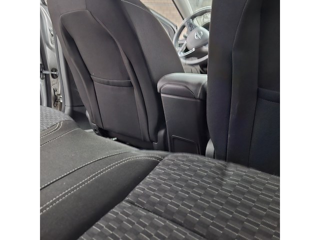 Personenauto, opel, astra - afbeelding 27 van  52