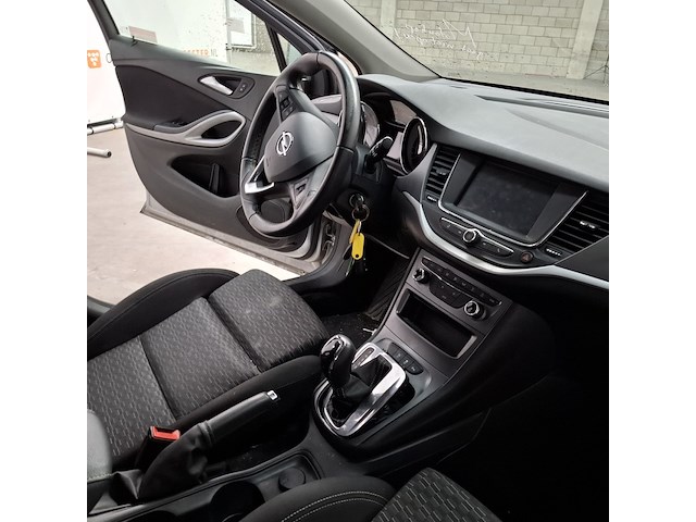 Personenauto, opel, astra - afbeelding 28 van  52
