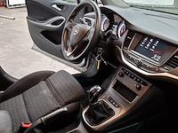 Personenauto, opel, astra - afbeelding 29 van  51