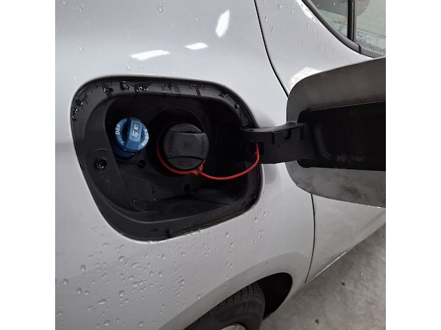 Personenauto, opel, astra - afbeelding 32 van  51