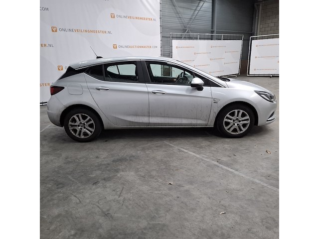 Personenauto, opel, astra - afbeelding 34 van  51