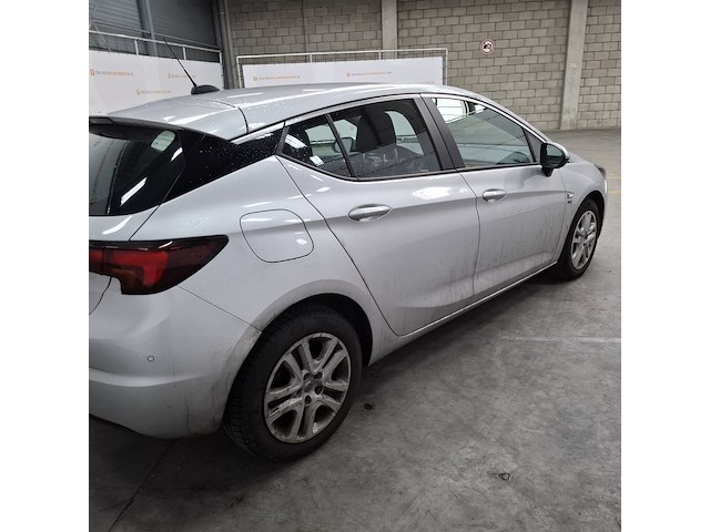 Personenauto, opel, astra - afbeelding 45 van  51