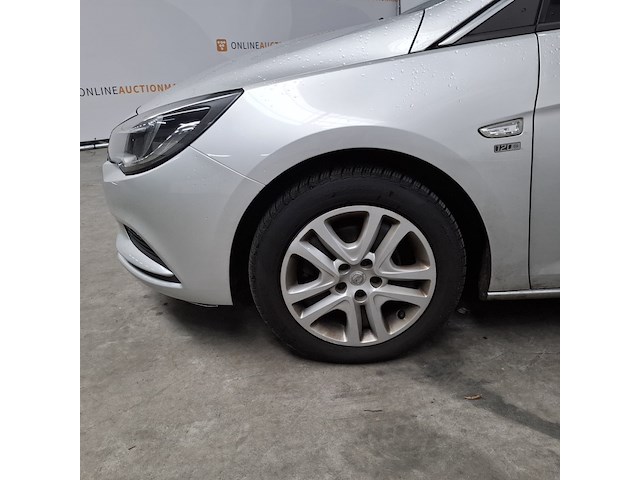 Personenauto, opel, astra - afbeelding 51 van  51