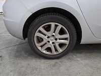 Personenauto, opel, astra - afbeelding 5 van  20