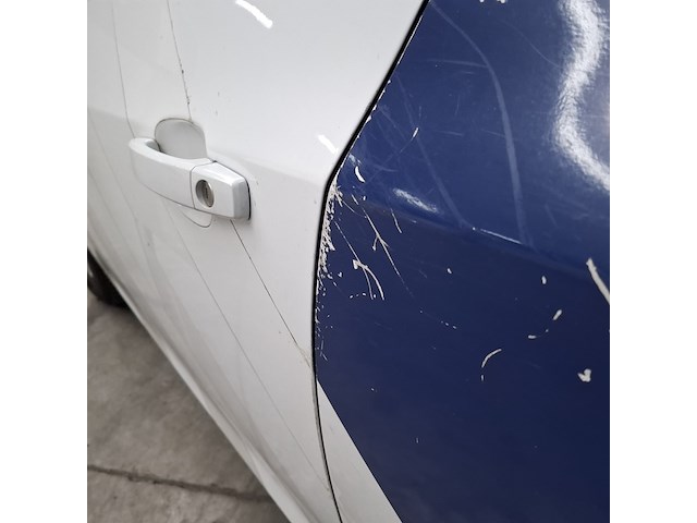 Personenauto, opel, astra - afbeelding 2 van  57