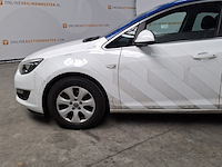 Personenauto, opel, astra - afbeelding 3 van  57