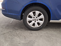 Personenauto, opel, astra - afbeelding 9 van  57