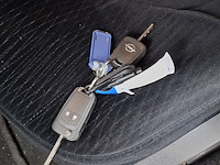 Personenauto, opel, astra - afbeelding 18 van  57