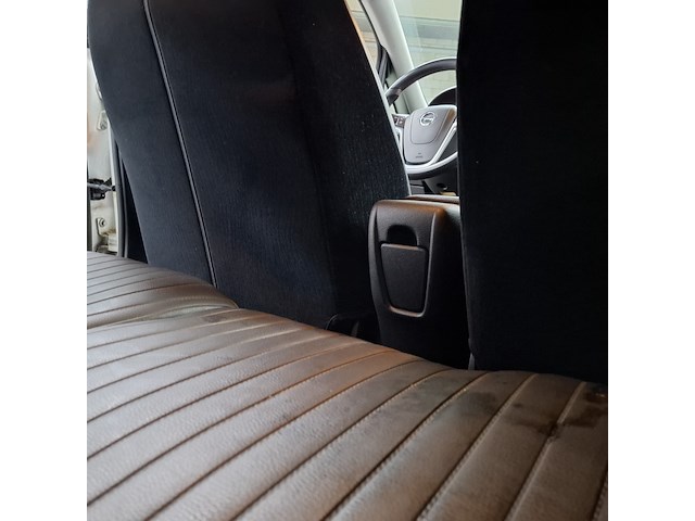 Personenauto, opel, astra - afbeelding 33 van  57