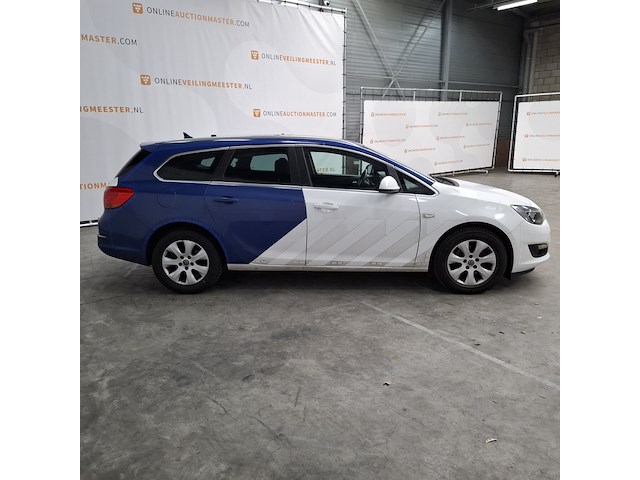 Personenauto, opel, astra - afbeelding 34 van  57