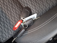 Personenauto, opel, astra - afbeelding 16 van  57