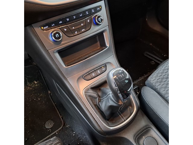 Personenauto, opel, astra - afbeelding 24 van  57