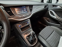 Personenauto, opel, astra - afbeelding 25 van  57