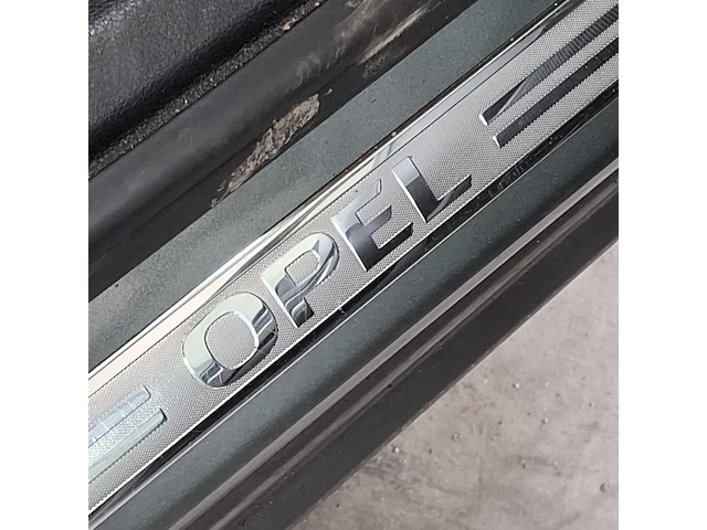 Personenauto, opel, astra - afbeelding 35 van  57