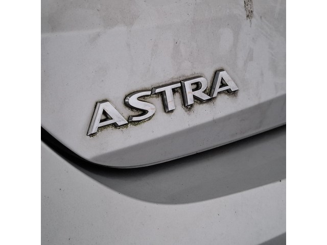 Personenauto, opel, astra - afbeelding 17 van  45