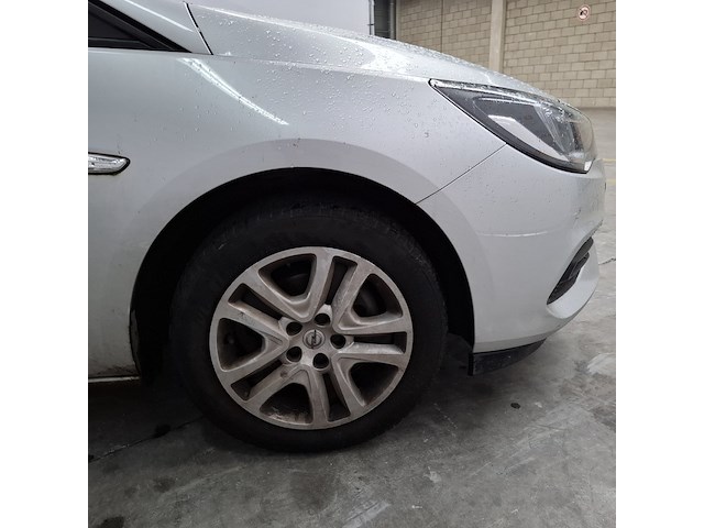 Personenauto, opel, astra - afbeelding 28 van  45