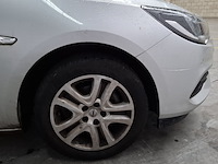 Personenauto, opel, astra - afbeelding 28 van  45