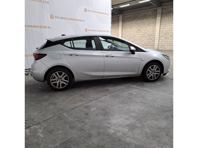 Personenauto, opel, astra - afbeelding 34 van  45