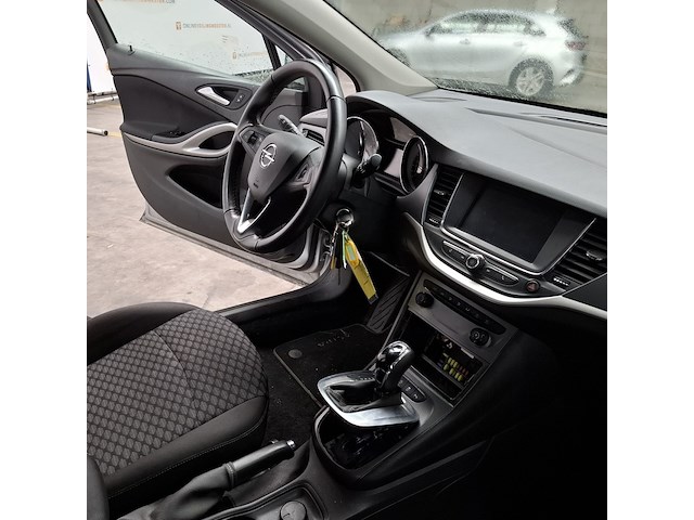 Personenauto, opel, astra - afbeelding 27 van  49