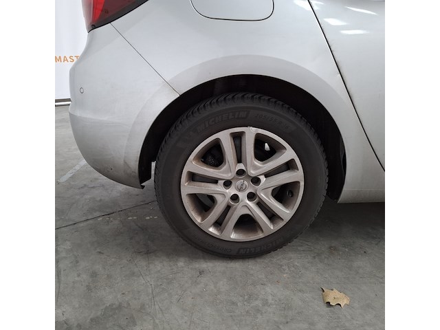 Personenauto, opel, astra - afbeelding 8 van  60