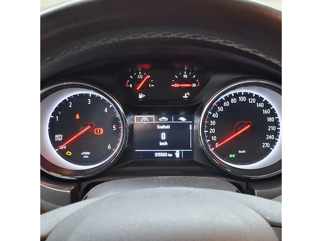 Personenauto, opel, astra - afbeelding 24 van  60