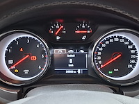 Personenauto, opel, astra - afbeelding 24 van  60