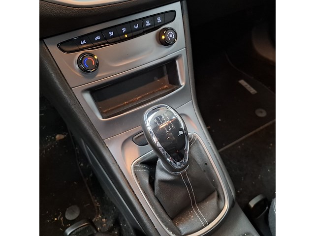 Personenauto, opel, astra - afbeelding 27 van  60