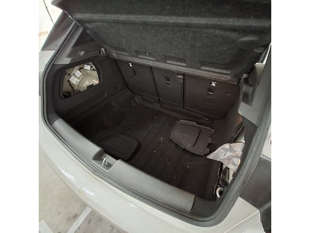 Personenauto, opel, astra - afbeelding 32 van  60