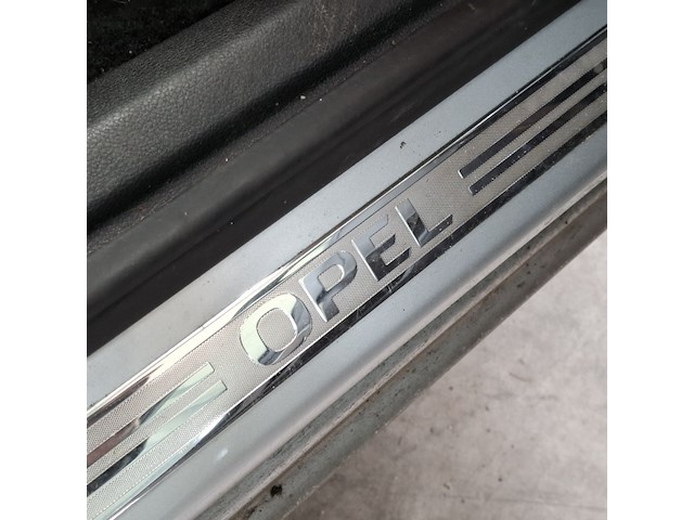 Personenauto, opel, astra - afbeelding 39 van  60