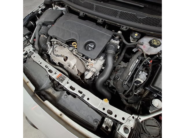 Personenauto, opel, astra - afbeelding 47 van  60