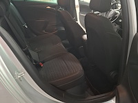 Personenauto, opel, astra - afbeelding 8 van  27