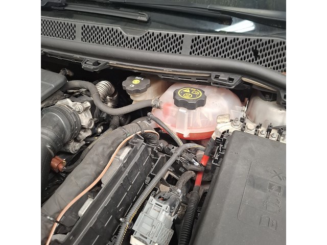 Personenauto, opel, astra - afbeelding 13 van  27