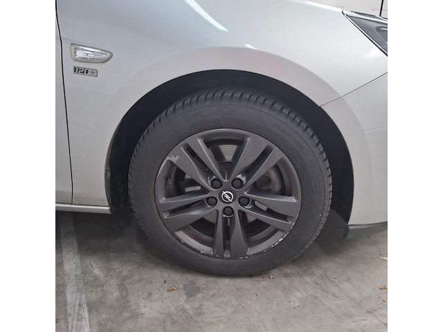 Personenauto, opel, astra - afbeelding 16 van  27