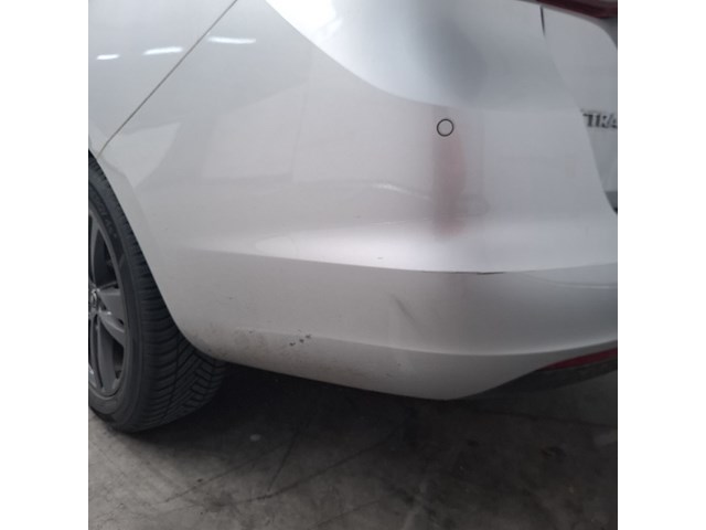 Personenauto, opel, astra - afbeelding 18 van  27