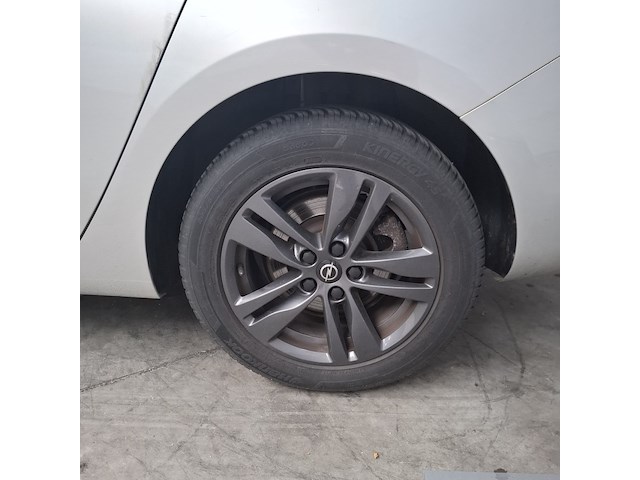 Personenauto, opel, astra - afbeelding 19 van  27