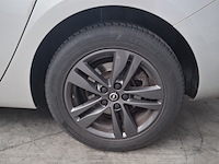 Personenauto, opel, astra - afbeelding 19 van  27