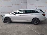 Personenauto, opel, astra - afbeelding 22 van  27