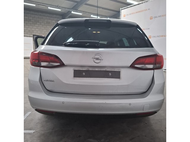 Personenauto, opel, astra - afbeelding 23 van  27