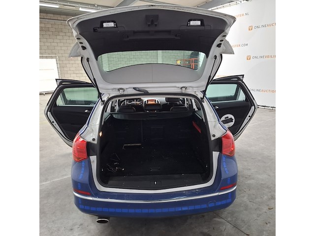 Personenauto, opel, astra - afbeelding 31 van  60