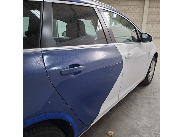 Personenauto, opel, astra - afbeelding 56 van  60