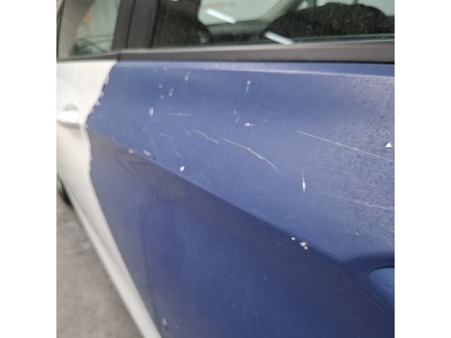 Personenauto, opel, astra - afbeelding 4 van  58