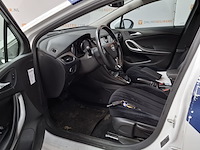 Personenauto, opel, astra - afbeelding 18 van  58
