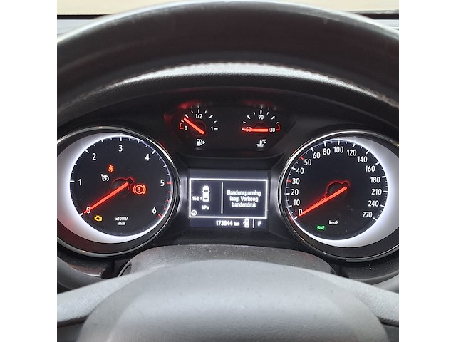 Personenauto, opel, astra - afbeelding 24 van  58