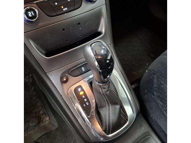 Personenauto, opel, astra - afbeelding 28 van  58