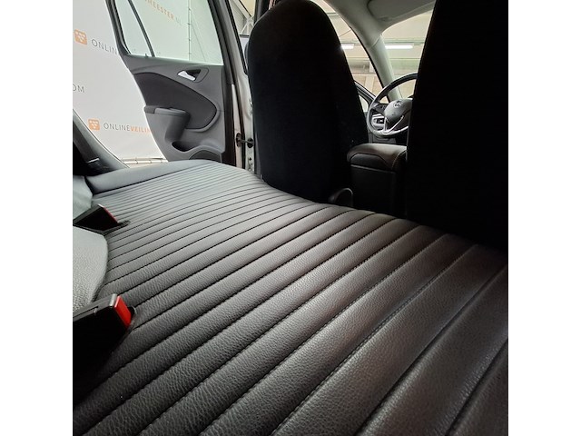 Personenauto, opel, astra - afbeelding 36 van  58