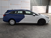 Personenauto, opel, astra - afbeelding 34 van  58