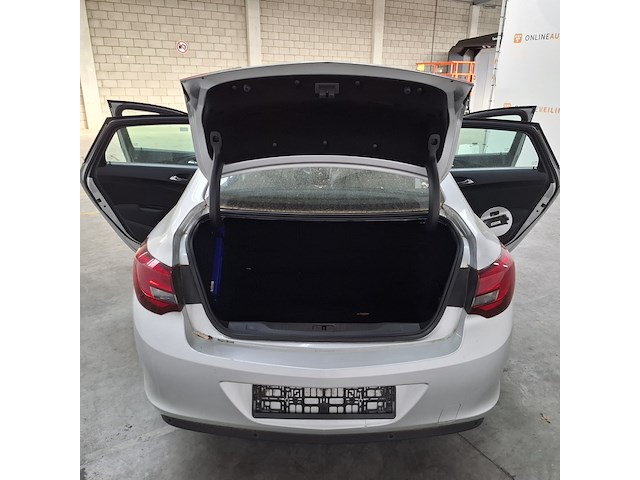Personenauto, opel, astra - afbeelding 36 van  65