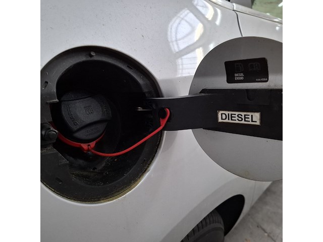 Personenauto, opel, astra - afbeelding 42 van  65