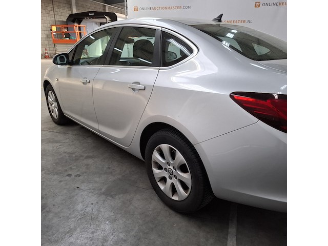 Personenauto, opel, astra - afbeelding 64 van  65