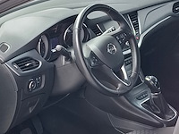 Personenauto, opel, astra - afbeelding 2 van  32